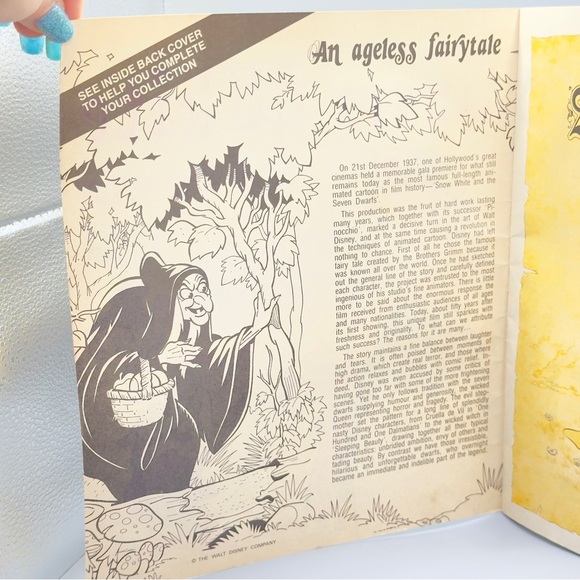 Vintage Disney Panini Snow White Sticker Album – Mostly Complete & Pristine - Picture 4 of 14